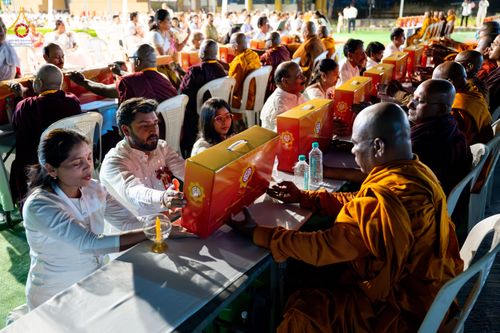 ภาพ No.321706:วันที่ 12 เมษายน พ.ศ.2569 วัดพระธรรมกาย ร่วมกับพุทธสภาแห่งอินเดีย ถวายมหาสังฆทาน 135 วัด ดร.ภีมราว รามชี อัมเบดการ์ (Dr. B.R. Ambedkar) รัฐบุรุษผู้ฟื้นฟูพระพุทธศาสนา ณ วัดพุทธสันติวันธรรมชัย เมืองนาคปูร์ รัฐมหาราษฏระ สาธารณรัฐอินเดีย