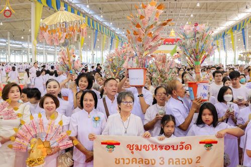 ภาพ No.167897:พิธีทอดกฐิน และ พิธีกรานกฐิน ในวันอาทิตย์ที่ 3 พฤศจิกายน พ.ศ. 2567 ณ วัดพระธรรมกาย จ.ปทุมธานี