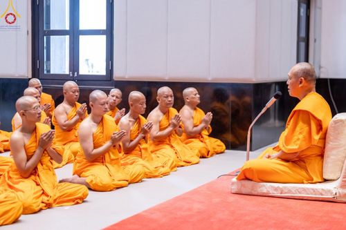 ภาพ No.156859:พิธีบรรพชาอุปสมบท ธรรมทายาท โครงการอุปสมบทหมู่บูชาธรรมครบรอบ 107 ปี วันครูผู้ค้นพบวิชชาธรรมกาย ณ โบสถ์พระไตรปิฏก วัดพระธรรมกาย วันเสาร์ที่ 14 กันยายน พ.ศ. 2567