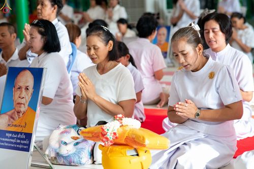 ภาพ No.350793:วันที่ 19 กันยายน พ.ศ.2569 พิธีบรรพชาอุปสมบท โครงการอุปสมบทหมู่บูชาธรรม ครบรอบ 109 ปี วันครูผู้ค้นพบวิชชาธรรมกาย ณ โบสถ์พระไตรปิฏก วัดพระธรรมกาย