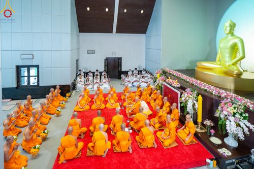 ภาพ No.137814:พิธีอุปสมบทสามเณรอุทิศชีวิต 11 รูป วันวิสาขบูชา พุธที่ 22 พฤษภาคม พ.ศ.2567 ณ อุโบสถ วัดพระธรรมกาย