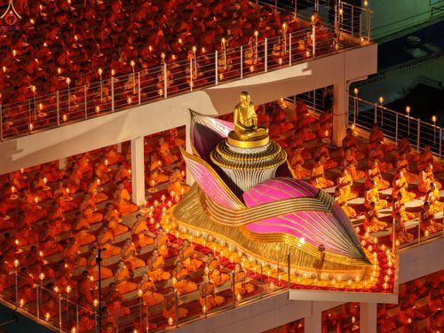 ภาพ No.302936:วันที่ 24 มกราคม พ.ศ. 2569 พิธีจุดประทีปธรรมถวายเป็นพุทธบูชา  และบูชาธรรมมหาปูชนียาจารย์  ณ อาคารธรรมยาตรา กตัญญูบูชามหาปูชนียาจารย์  ตรงข้ามวัดปากน้ำภาษีเจริญ จ.กรุงเทพมหานคร ในโครงการธรรมยาตรา กตัญญูบูชา มหาปูชนียาจารย์ พระมงคลเทพมุนี(สด จนฺทสโร) พระผู