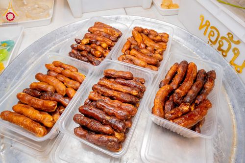 ภาพ No.306319:วันที่ 30 มกราคม พ.ศ. 2569 พิธีถวายภัตตาหารเป็นสังฆทาน แด่พระธรรมยาตรา ณ วัดพระธรรมกาย  จังหวัดปทุมธานี ในโครงการธรรมยาตรา กตัญญูบูชา มหาปูชนียาจารย์ พระมงคลเทพมุนี(สด จนฺทสโร) พระผู้ปราบมาร อนุสรณ์สถาน 7 แห่ง ปีที่ 14