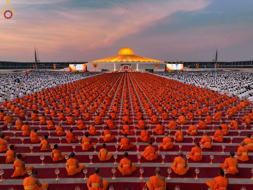 พิธีจุดประทีปถวายเป็นพุทธบูชา และบูชาธรรมมหาปูชนียาจารย์ ในโครงการธรรมยาตรากตัญญูบูชา มหาปูชนียาจารย์ พระมงคลเทพมุนี(สด จนฺทสโร) พระผู้ปราบมาร ปีที่ 11 ณ อนุสรณ์สถานลำดับที่ 7 สถานที่ขยายวิชชาธรรมกาย วัดพระธรรมกาย จ.ปทุมธานี วันที่ 31 มกราคม พ.ศ. 2566