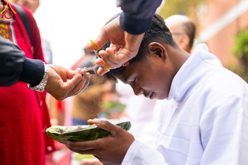 ภาพ No.313358:วันพุธที่ 11 มีนาคม พ.ศ. 2569 พิธีตัดปอยผมโครงการบรรพชาสามเณร  ณ วัดอเชศวร (Aksheswar Mahavihar) ประเทศเนปาล