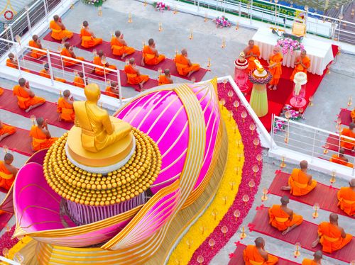 ภาพ No.302868:วันที่ 24 มกราคม พ.ศ. 2569 พิธีจุดประทีปธรรมถวายเป็นพุทธบูชา  และบูชาธรรมมหาปูชนียาจารย์  ณ อาคารธรรมยาตรา กตัญญูบูชามหาปูชนียาจารย์  ตรงข้ามวัดปากน้ำภาษีเจริญ จ.กรุงเทพมหานคร ในโครงการธรรมยาตรา กตัญญูบูชา มหาปูชนียาจารย์ พระมงคลเทพมุนี(สด จนฺทสโร) พระผู