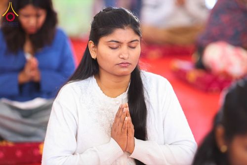 ภาพ No.283840:วันที่ 6-7 ธันวาคม พ.ศ. 2568  พิธีรับมอบหนังสือแสดงเจตจำนงถวายสิทธิครอบครองและใช้ประโยชน์วัดสันติวัน เมืองนาคปูร์  พิธีจุดโคมประทีปถวายเป็นพุทธบูชา และอุทิศบุญกุศลแด่ ดร.บี.อาร์. อัมเบดการ์  พิธีบูชาข้าวพระถ่ายทอดสดจากประเทศไทย