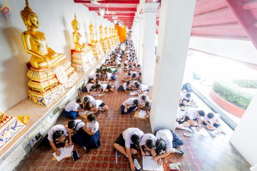 ภาพ No.288954:วันพุธที่ 17 ธันวาคม พ.ศ.2568 กิจกรรมเยาวชนไทยรวมใจทำความดี "เด็กดีมหานคร ต้นแบบด้านศีลธรรม" แข่งขันสอบตอบปัญหาศีลธรรมในพระพุทธศาสนา ครั้งที่ 7 และวันรวมพลังเด็กดี V-Star ประจำปี 2568 ณ วัดมหาธาตุยุวราชรังสฤษฎิ์ราชวรมหาวิหาร กรุงเทพมหานคร