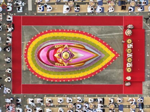 ภาพ No.296978:วันที่ 17 มกราคม พ.ศ. 2569 พิธีจุดประทีปถวายเป็นพุทธบูชา และบูชาธรรมมหาปูชนียาจารย์  ณ วัดโบสถ์บน ต.บางคูเวียง จ.นนทบุรี อนุสรณ์สถานลำดับที่ 4 สถานที่เกิดด้วยกายธรรม ในโครงการธรรมยาตรา กตัญญูบูชา มหาปูชนียาจารย์ พระมงคลเทพมุนี(สด จนฺทสโร) พระผู้ปราบมาร อ