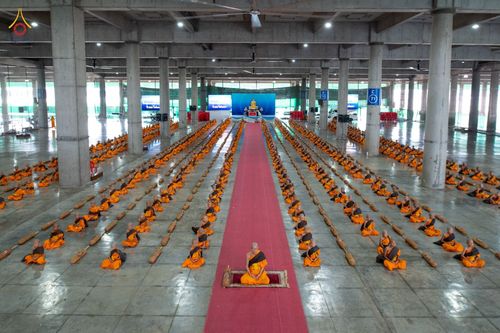 ภาพ No.81045:การฝึกเดินธุดงค์ของสามเณร ในโครงการบรรพชาสามเณรเพื่อฟื้นฟูพระพุทธศาสนาทั่วไทย ประจำปี 2566 ณ วิหารคดชั้น2 วัดพระธรรมกาย