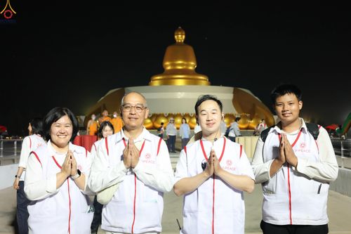 ภาพ No.306655:ภาพเบื้องหลังอาสาสมัครรวมใจ ชุดที่ 5 ในโครงการธรรมยาตรา กตัญญูบูชา มหาปูชนียาจารย์ พระมงคลเทพมุนี(สด จนฺทสโร) พระผู้ปราบมาร อนุสรณ์สถาน 7 แห่ง ปีที่ 14