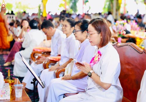 ภาพ No.282855:วันที่ 4 พฤศจิกายน พ.ศ. 2568 พิธีทอดกฐินสามัคคีทั่วไทย 30,000 วัด  โดยคณะศิษยานุศิษย์ บูชาธรรม 81 ปี  หลวงพ่อธัมมชโย ณ วัดห้วยม่วง อ.กำแพงแสน จ.นครปฐม