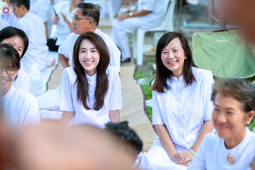 ภาพ No.319811:วันอาทิตย์ที่ 5 เมษายน พ.ศ.2569 พิธีตัดปอยผม และปลงผมนาคธรรมทายาท โครงการบรรพชาและอุปสมบทหมู่ รุ่นบูชาธรรม 82 ปี หลวงพ่อธัมมชโย