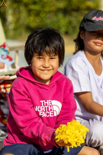 ภาพ No.292777:วันที่ 11 มกราคม พ.ศ. 2569 พิธีต้อนรับพระธรรมยาตรา ณ อนุสรณ์สถานลำดับที่ 3 สถานที่เกิดในเพศสมณะ วัดสองพี่น้อง อำเภอสองพี่น้อง จังหวัดสุพรรณบุรี ในโครงการธรรมยาตรา กตัญญูบูชา มหาปูชนียาจารย์ พระมงคลเทพมุนี(สด จนฺทสโร) พระผู้ปราบมาร อนุสรณ์สถาน 7 แห่ง ปีที