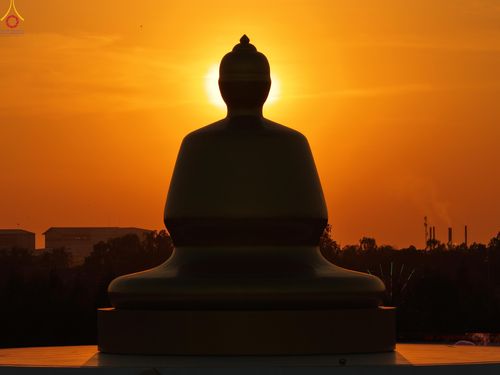 ภาพ No.302098:วันที่ 23 มกราคม พ.ศ. 2569 พิธีจุดประทีปธรรมถวายเป็นพุทธบูชา และบูชาธรรมมหาปูชนียาจารย์  ณ อนุสรณ์สถานลำดับที่ 5 สถานที่เผยแผ่วิชชาธรรมกายครั้งแรก อนุสรณ์สถานบางปลา วัดบางปลา อำเภอบางเลน จังหวัดนครปฐม ในโครงการธรรมยาตรา กตัญญูบูชา มหาปูชนียาจารย์ พระมงคล