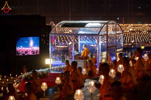 ภาพ No.312437:วันอังคารที่ 3 มีนาคม พ.ศ.2569 พิธีเวียนประทักษิณและจุดมาฆประทีป (ภาพชุดที่ 2) ณ ลานธรรมพระมหาธรรมกายเจดีย์ วัดพระธรรมกาย