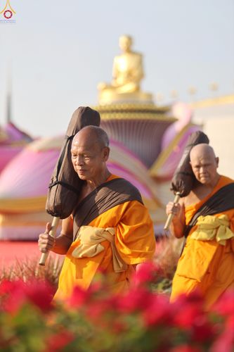 ภาพ No.306003:วันที่ 25 มกราคม พ.ศ. 2569 พิธีต้อนรับพระธรรมยาตรา วัดพระธรรมกาย(ภาพชุดที่ 4) ในโครงการธรรมยาตรา กตัญญูบูชา มหาปูชนียาจารย์ พระมงคลเทพมุนี(สด จนฺทสโร) พระผู้ปราบมาร อนุสรณ์สถาน 7 แห่ง ปีที่ 14