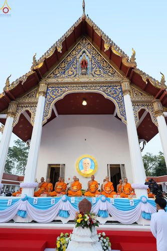 ภาพ No.297514:วันที่ 18 มกราคม พ.ศ. 2569 พิธีตักบาตรพระธรรมยาตรา ณ วัดโบสถ์บน ต.บางคูเวียง จ.นนทบุรี อนุสรณ์สถานลำดับที่ 4 สถานที่เกิดด้วยกายธรรม ในโครงการธรรมยาตรา กตัญญูบูชา มหาปูชนียาจารย์ พระมงคลเทพมุนี(สด จนฺทสโร) พระผู้ปราบมาร อนุสรณ์สถาน 7 แห่ง ปีที่ 14