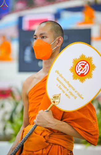 ภาพ No.85231:พิธีมุทิตาสักการะพระภิกษุ ผู้สอบได้เปรียญธรรม ๙ ประโยคระดับโลก, พิธีมอบโล่เกียรติยศและทุนการศึกษา สำนักเรียนบาลีดีเด่นทั่วประเทศ ในวันสมาธิโลก อาทิตย์ที่ 6 สิงหาคม พ.ศ. 2566 ณ สภาธรรมกายสากล วัดพระธรรมกาย