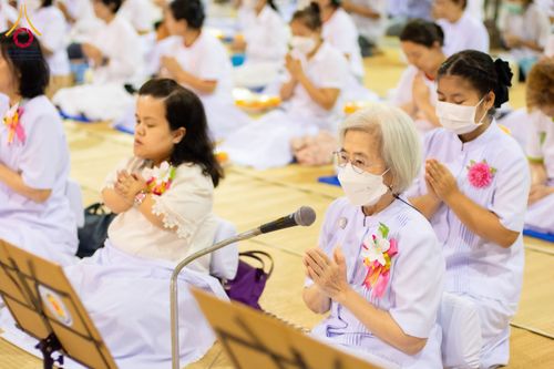 ภาพ No.121216:พิธีถวายภัตตาหารเป็นสังฆทาน แด่คณะพระธรรมยาตราฯ ในโครงการธรรมยาตรากตัญญูบูชา มหาปูชนียาจารย์ พระมงคลเทพมุนี(สด จนฺทสโร) พระผู้ปราบมาร อนุสรณ์สถาน 7 แห่ง ปีที่ 12 วันที่ 30 มกราคม พ.ศ. 2567 ณ สภาธรรมกายสากล วัดพระธรรมกาย