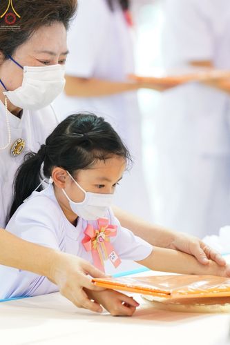 ภาพ No.65324:พิธีทอดผ้าป่า ในวันอาทิตย์ต้นเดือนที่ 4 ธันวาคม พ.ศ. 2565 ณ วัดพระธรรมกาย จ.ปทุมธานี