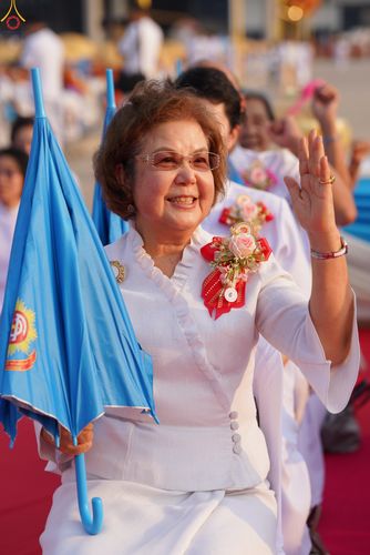 ภาพ No.323987:วันที่ 22 เมษายน พ.ศ.2569 (วันคุ้มครองโลก) พิธีถวายมหาสังฆทาน 40,000 กว่าวัดทั่วประเทศ ณ ลานธรรม พระมหาธรรมกายเจดีย์ วัดพระธรรมกาย