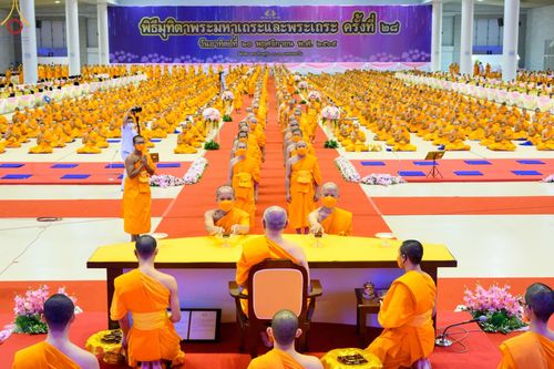 ภาพ No.64134:พิธีมุทิตาสักการะพระมหาเถระและพระเถระ ครั้งที่ 28 ประจำปี พ.ศ. 2565 วันอาทิตย์ที่ 20 พฤศจิกายน พ.ศ. 2565 ณ ห้องแก้วสารพัดนึก 1 สภาธรรมกายสากล วัดพระธรรมกาย