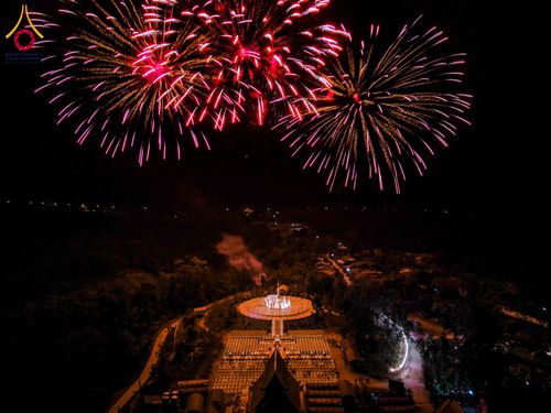 ภาพ No.309146:วันศุกร์ที่ 6 กุมภาพันธ์ พ.ศ.2569 พิธีจุดประทีปโคมลาน ปล่อยโคมลอยถวายเป็นพุทธบูชา  ณ ลานธรรมเจดีย์วัดทุ่งเจริญธรรม อ.อมก๋อย จ.เชียงใหม่