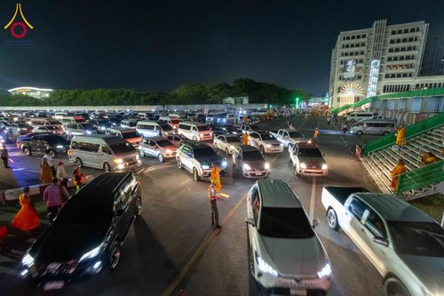 ภาพ No.324547:วันที่ 22 เมษายน พ.ศ.2569 (วันคุ้มครองโลก) บรรยากาศพระสังฆาธิการและสาธุชน การเดินทางกลับ งานถวายมหาสังฆทาน 40,000 กว่าวัดทั่วประเทศ วัดพระธรรมกาย