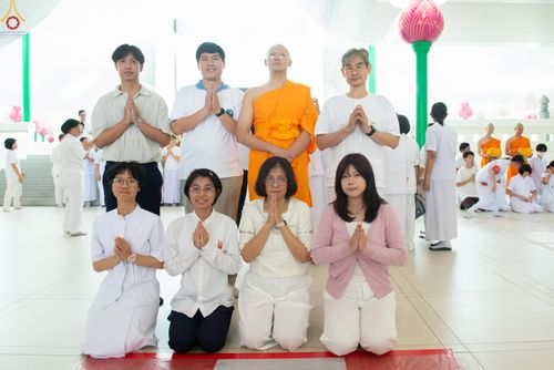 ภาพ No.335370:วันเสาร์ที่ 13 มิถุนายน พ.ศ.2569 พิธีขอบรรพชา , พิธีขอสรณคมน์และศีล , พิธีถวายบาตร , พิธีอุปสมบท โครงการอุปสมบทหมู่ผู้บริหาร รุ่นที่ 16 , โครงการอุปสมบทหมู่ธรรมทายาท  ระดับอุดมศึกษา รุ่นที่ 53 (ภาคฤดูฝน) ณ โบสถ์พระไตรปิฏก วัดพระธรรมกาย