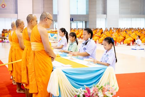 ภาพ No.339575:วันที่ 18 กรกฎาคม พ.ศ.2569 วันมหารำลึก ครั้งที่ 36 ณ ห้องแก้วสารพัดนึก 1 วัดพระธรรมกาย