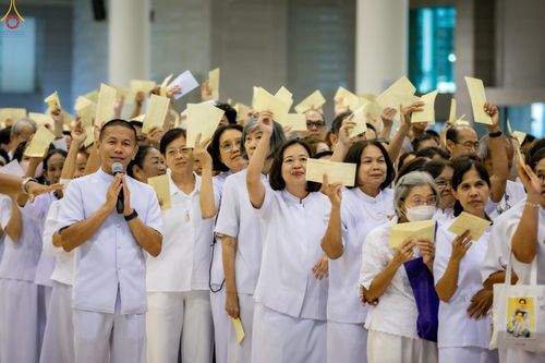 ภาพ No.311696:วันอาทิตย์ต้นเดือนที่ 1 มีนาคม พ.ศ.2569 สัมมนาพิเศษ พิธีมอบรูปหล่อโลหะหลวงปู่วัดปากน้ำ พระมงคลเทพมุนี พิธีมุทิตาสักการะในโอกาสพระครูปลัดรัตนวีรวัฒน์(รังสฤษดิ์ อิทธิจินฺตโก) เจ้าอาวาสวัดพระธรรมกาย  ดำรงตำแหน่งเป็น “ที่ปรึกษาเจ้าคณะจังหวัดปทุมธานี”  ณ ห้อง