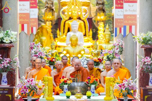ภาพ No.344576:วันที่ 8-11 สิงหาคม พ.ศ.2569 “ประเพณีเข้าพรรษา เชื่อมพระพุทธศาสนาสองแผ่นดิน” ถวายเทียนพรรษา 9 วัด ณ นครโฮจิมินห์ สาธารณรัฐสังคมนิยมเวียดนาม
