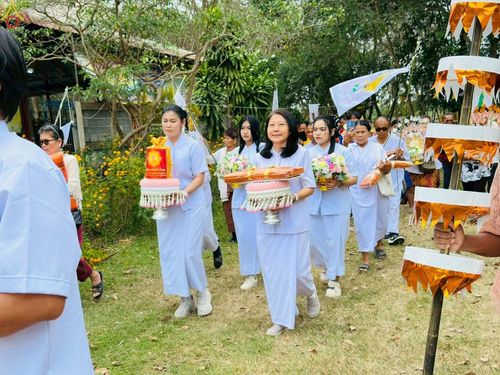 ภาพ No.282003:วันที่ 2 พฤศจิกายน พ.ศ. 2568 พิธีทอดกฐินสามัคคีทั่วไทย 30,000 วัด  โดยคณะศิษยานุศิษย์ บูชาธรรม 81 ปี  หลวงพ่อธัมมชโย ณ วัดมงคลเทพาราม (วัดปากน้ำ) อ.หาดใหญ่ จ.สงขลา