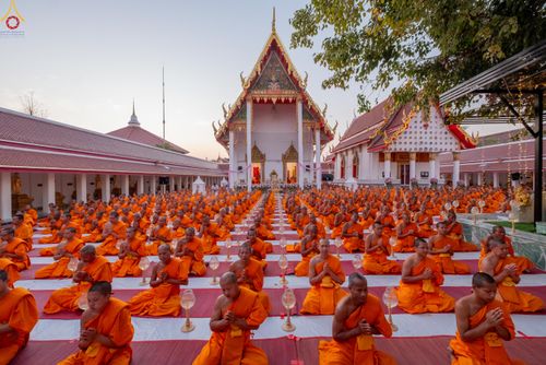 ภาพ No.294000:วันที่ 14 มกราคม พ.ศ. 2569 พิธีจุดประทีปถวายเป็นพุทธบูชา และบูชาธรรมมหาปูชนียาจารย์  ณ วัดสองพี่น้อง ต.ต้นตาล อ.สองพี่น้อง จ.สุพรรณบุรี ในโครงการธรรมยาตรา กตัญญูบูชา มหาปูชนียาจารย์ พระมงคลเทพมุนี(สด จนฺทสโร) พระผู้ปราบมาร อนุสรณ์สถาน 7 แห่ง ปีที่ 14