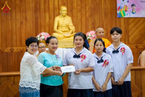 ภาพ No.285562:วันที่ 11 ธันวาคม พ.ศ. 2568  รวมพลังเด็กดี V-Star ผู้นำฟื้นฟูศีลธรรมโลก ประจำปี 2568 จังหวัดแพร่  ณ ธุดงคสถานแพร่ อำเภอวังชิ้น จังหวัดแพร่