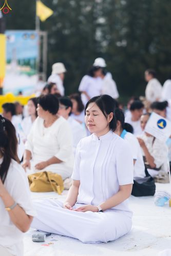 ภาพ No.331443:วันที่ 31 พฤษภาคม พ.ศ.2569 พิธีทอดผ้าป่าและตอกเสาเข็มมงคลต้นแรก องค์พระเจดีย์เพื่อสร้างสันติภาพโลก  ณ ธุดงคสถานพัฒนานิคม จังหวัดลพบุรี