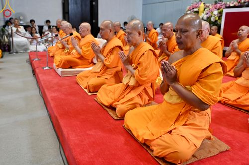 ภาพ No.137841:พิธีอุปสมบทสามเณรอุทิศชีวิต 11 รูป วันวิสาขบูชา พุธที่ 22 พฤษภาคม พ.ศ.2567 ณ อุโบสถ วัดพระธรรมกาย