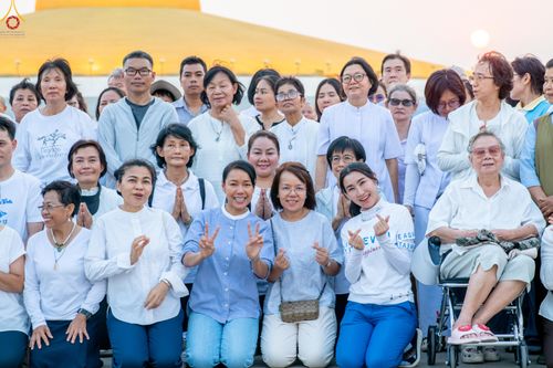 ภาพ No.323158:วันที่ 19 เมษายน พ.ศ.2569 การเรียงกล่องไทยธรรม , เตรียมงานจราจร เพื่องานถวายมหาสังฆทาน 40,000 กว่าวัดทั่วประเทศ วันคุ้มครองโลก 22 เมษายน พ.ศ.2569 วัดพระธรรมกาย