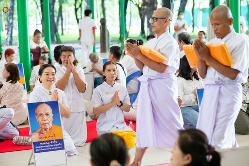 ภาพ No.350822:วันที่ 19 กันยายน พ.ศ.2569 พิธีบรรพชาอุปสมบท โครงการอุปสมบทหมู่บูชาธรรม ครบรอบ 109 ปี วันครูผู้ค้นพบวิชชาธรรมกาย ณ โบสถ์พระไตรปิฏก วัดพระธรรมกาย