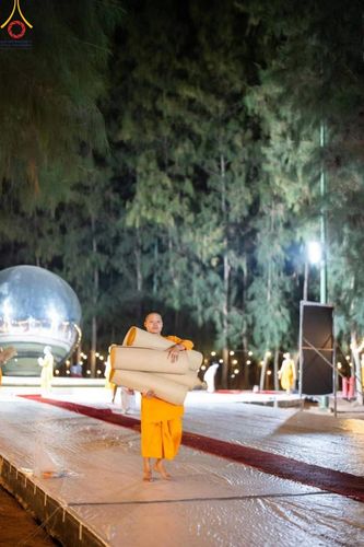 ภาพ No.105900:V.2 ทุ่มเท การเตรียมงาน เก็บงาน การรับบุญของเจ้าหน้าที่หน่วยงานต่างๆ เพื่อโครงการธรรมยาตรา กตัญญูบูชามหาปูชนียาจารย์ พระมงคลเทพมุนี (สด จนฺทสโร) พระผู้ปราบมาร อนุสรณ์สถาน 7 แห่ง ปีที่ 12 ระหว่างวันที่ 2 - 31 มกราคม พ.ศ.2567