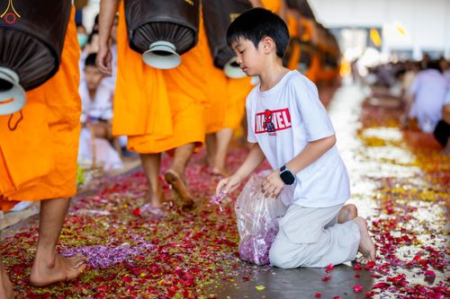ภาพ No.305995:วันที่ 25 มกราคม พ.ศ. 2569 พิธีต้อนรับพระธรรมยาตรา วัดพระธรรมกาย(ภาพชุดที่ 4) ในโครงการธรรมยาตรา กตัญญูบูชา มหาปูชนียาจารย์ พระมงคลเทพมุนี(สด จนฺทสโร) พระผู้ปราบมาร อนุสรณ์สถาน 7 แห่ง ปีที่ 14