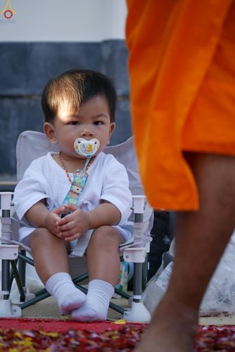 ภาพ No.295134:วันที่ 14 มกราคม พ.ศ. 2569 พิธีต้อนรับพระธรรมยาตรา อนุสรณ์สถานลำดับที่ 4  สถานที่เกิดด้วยกายธรรม ณ วัดโบสถ์บน ต.บางคูเวียง จ.นนทบุรี ในโครงการธรรมยาตรา กตัญญูบูชา มหาปูชนียาจารย์ พระมงคลเทพมุนี(สด จนฺทสโร) พระผู้ปราบมาร อนุสรณ์สถาน 7 แห่ง ปีที่ 14