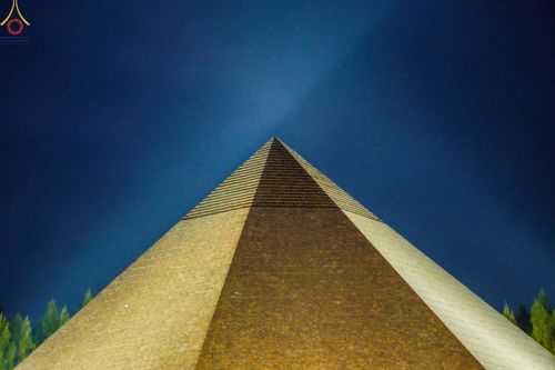 ภาพ No.69523:พิธีจุดประทีปถวายเป็นพุทธบูชา และบูชาธรรมมหาปูชนียาจารย์ ในโครงการธรรมยาตรากตัญญูบูชา มหาปูชนียาจารย์ พระมงคลเทพมุนี(สด จนฺทสโร) พระผู้ปราบมาร ปีที่ 11 ณ อนุสรณ์สถานมหาวิหารพระมงคลเทพมุนี อ.สองพี่น้อง จ.สุพรรณบุรี