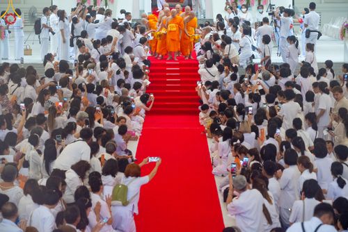 ภาพ No.137848:พิธีอุปสมบทสามเณรอุทิศชีวิต 11 รูป วันวิสาขบูชา พุธที่ 22 พฤษภาคม พ.ศ.2567 ณ อุโบสถ วัดพระธรรมกาย