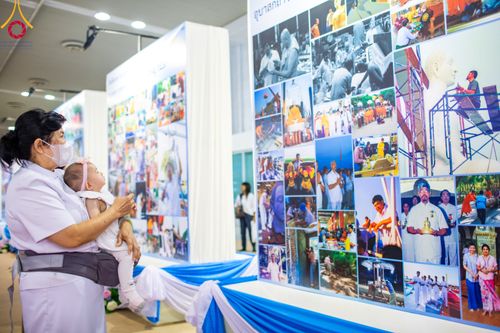 ภาพ No.90701:พิธีบำเพ็ญกุศลสวดพระอภิธรรม อุบาสกถาวร พรหมถาวร (อุบาสกผู้ปั้นพระ) วันอาทิตย์ที่ 15 ตุลาคม พ.ศ. 2566 ณ ห้องแก้วสารพัดนึก 1 สภาธรรมกายสากล วัดพระธรรมกาย จ.ปทุมธานี