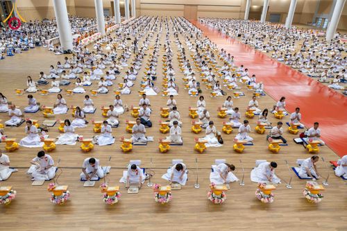ภาพ No.313657:วันอาทิตย์ที่ 15 มีนาคม พ.ศ. 2569 พิธีร่วมบุญบรรพชาสามเณร 5000 รูป ณ ห้องแก้วสารพัดนึก 2 สภาธรรมกายสากล วัดพระธรรมกาย