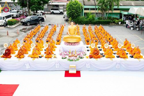 ภาพ No.347014:วันอาทิตย์ที่ 30 สิงหาคม พ.ศ. 2569  พิธีทำบุญตักบาตรพระ 123 รูป เนื่องในโอกาสครบรอบ 122 ปี แห่งการก่อตั้งอำเภอคลองหลวง จังหวัดปทุมธานี ณ บริเวณหน้าที่ว่าการอำเภอคลองหลวง