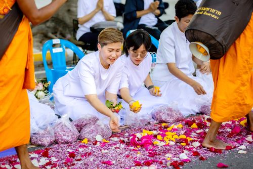 ภาพ No.305844:วันที่ 25 มกราคม พ.ศ. 2569 พิธีต้อนรับพระธรรมยาตรา วัดพระธรรมกาย(ภาพชุดที่ 3) ในโครงการธรรมยาตรา กตัญญูบูชา มหาปูชนียาจารย์ พระมงคลเทพมุนี(สด จนฺทสโร) พระผู้ปราบมาร อนุสรณ์สถาน 7 แห่ง ปีที่ 14