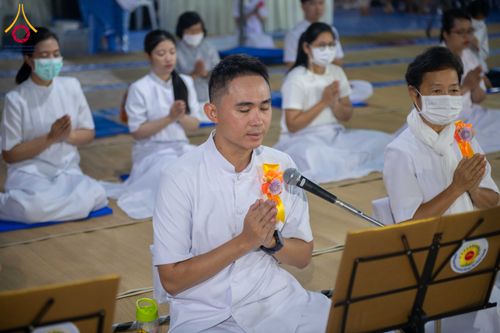 ภาพ No.300210:วันที่ 22 มกราคม พ.ศ. 2569 พิธีถวายภัตตาหารเป็นสังฆทาน แด่พระธรรมยาตรา ณ อนุสรณ์สถานบางปลา วัดบางปลา อำเภอบางเลน จังหวัดนครปฐม ในโครงการธรรมยาตรา กตัญญูบูชา มหาปูชนียาจารย์ พระมงคลเทพมุนี(สด จนฺทสโร) พระผู้ปราบมาร อนุสรณ์สถาน 7 แห่ง ปีที่ 14